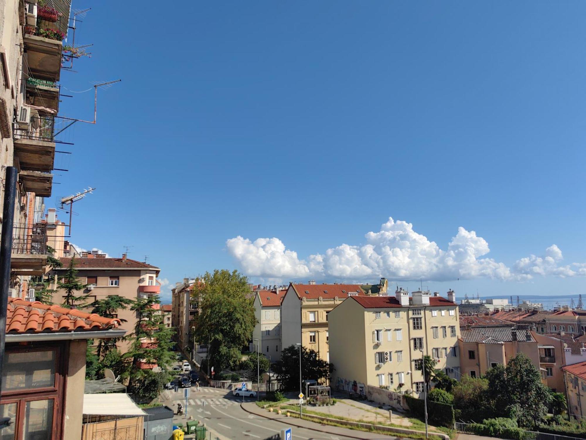 '2R' City Center Holidays And Workstays Риека Экстерьер фото