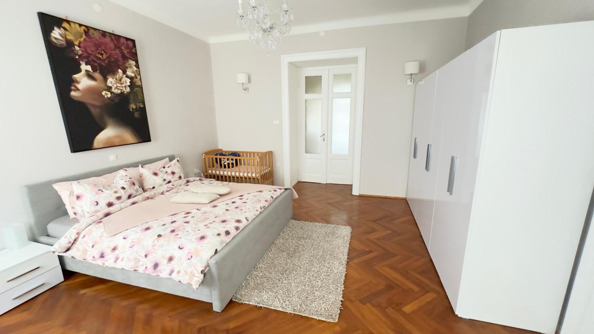 '2R' City Center Holidays And Workstays Риека Экстерьер фото